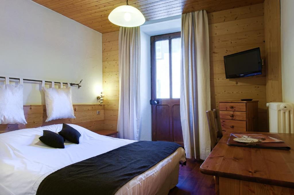Hotel Du Commerce Thônes Værelse billede